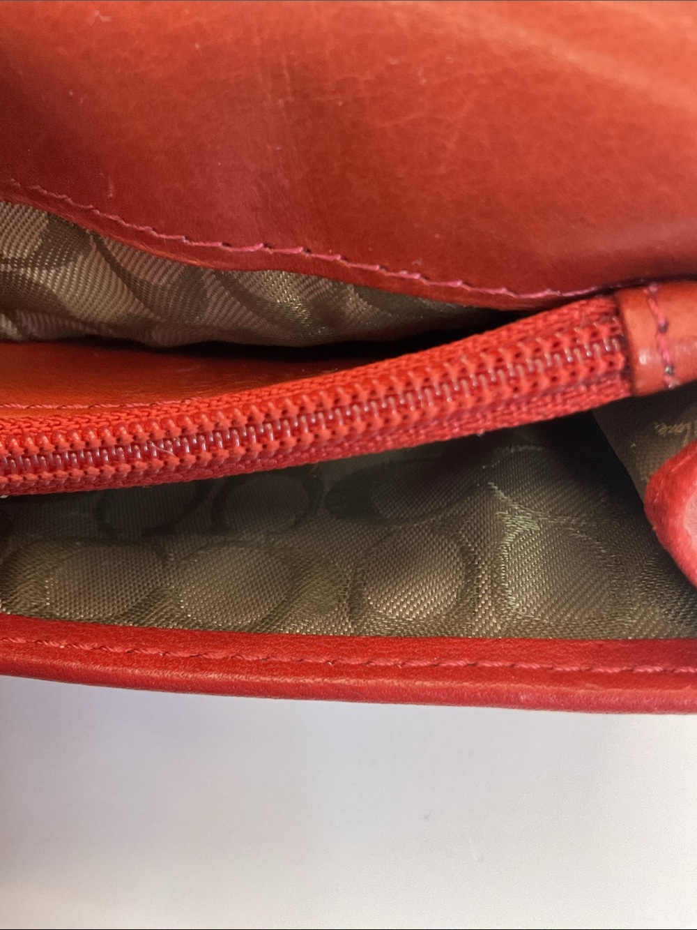 Coach Red Leather Trifold Wallet with Contrast Stitching - Picture 6 of 9